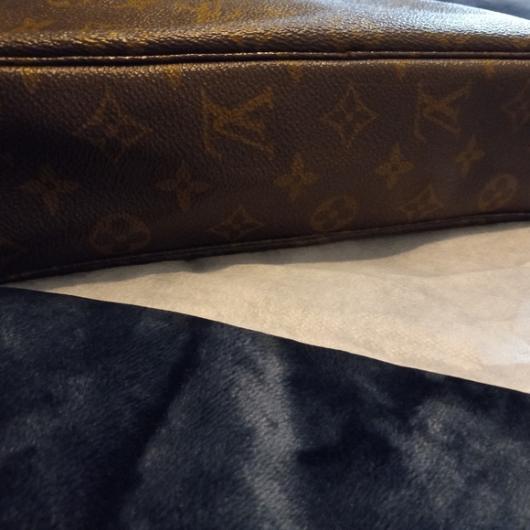 Vintage Louis Vuitton Trousse 28 - Picture 5 of 10